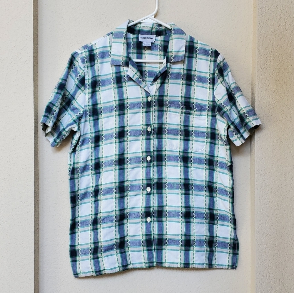 Alfred Dunner Women’s Plaid Button Up Shirt. Size 14